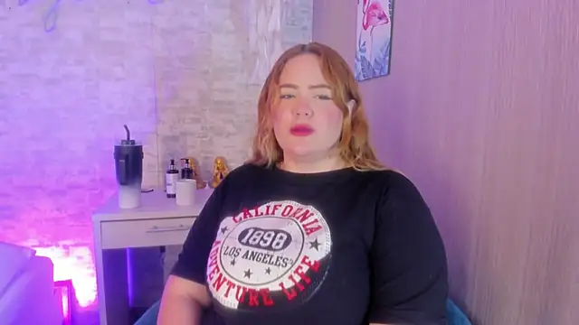 sophiarossee  online show from January 2025 03:50:01 PM