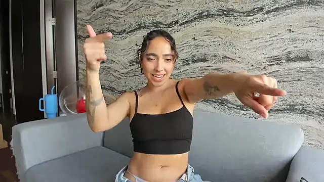 Snapshot of Sophi__a chatting on October 2025 08:27:02 PM Sophi  a online show from October 2025 08:27:02 PM