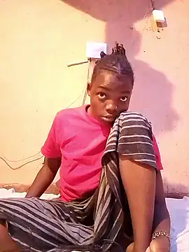 Snapshot of cute_naimah chatting on October 2025 03:27:02 AM cute naimah online show from October 2025 03:27:02 AM