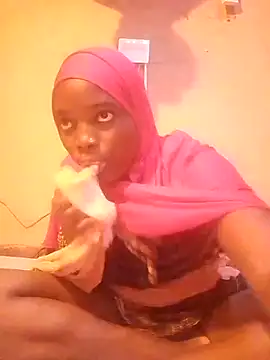 cute naimah online show from December 2025 07:52:02 PM