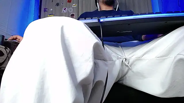 zacwatson  online show from January 2025 08:08:01 AM