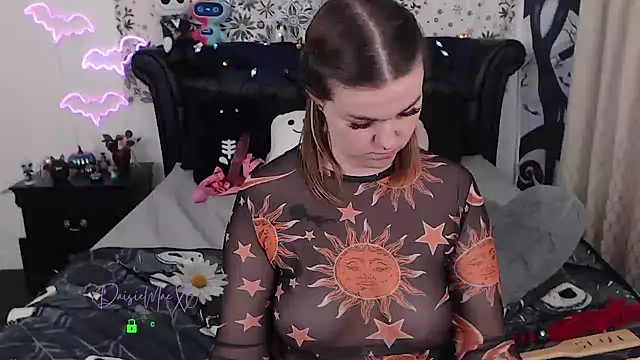 Snapshot of DaisieMaeXO chatting on October 2025 10:07:01 PM DaisieMaeXO online show from October 2025 10:07:01 PM