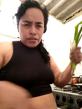 Snapshot of Tita_dirty chatting on November 2025 05:02:01 PM Tita dirty online show from November 2025 05:02:01 PM