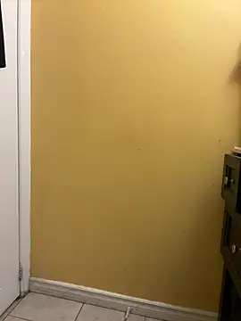 Snapshot of VFuck4U_xxx chatting on January 2025 01:30:01 AM VFuck4U xxx online show from January 2025 01:30:01 AM