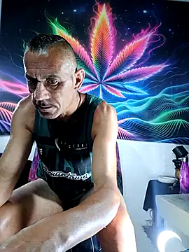 Snapshot of Bbboy42 chatting on November 2025 11:21:02 PM Bbboy42 online show from November 2025 11:21:02 PM