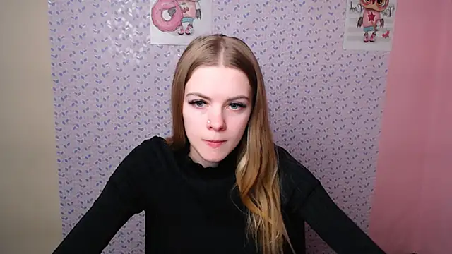 Snapshot of AliceFlirtt_ chatting on January 2025 01:30:01 PM AliceFlirtt online show from January 2025 01:30:01 PM