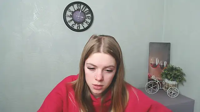 Snapshot of AliceFlirtt_ chatting on February 2025 02:23:02 PM AliceFlirtt online show from February 2025 02:23:02 PM