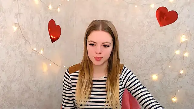 Snapshot of AliceFlirtt_ chatting on February 2025 09:00:02 AM AliceFlirtt online show from February 2025 09:00:02 AM
