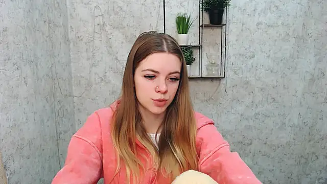Snapshot of AliceFlirtt_ chatting on February 2025 08:27:02 AM AliceFlirtt online show from February 2025 08:27:02 AM