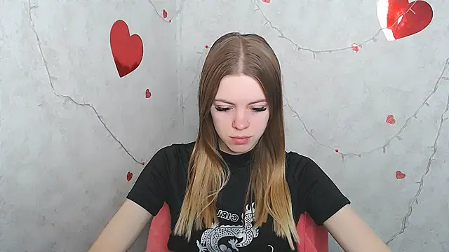 Snapshot of AliceFlirtt_ chatting on March 2025 07:58:02 AM AliceFlirtt online show from March 2025 07:58:02 AM