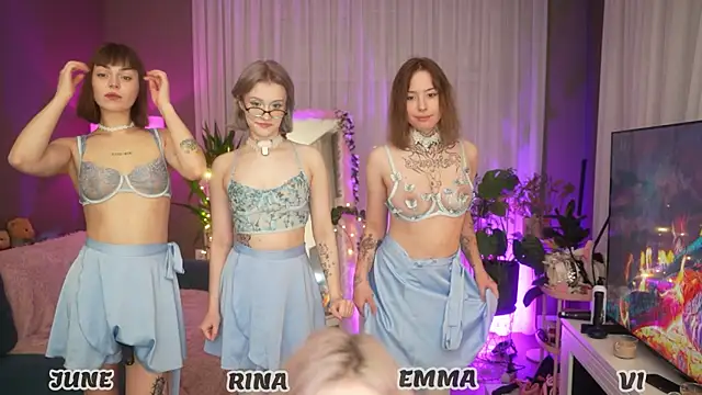 Snapshot of your_favoritegirls chatting on October 2025 01:04:02 AM your favoritegirls online show from October 2025 01:04:02 AM