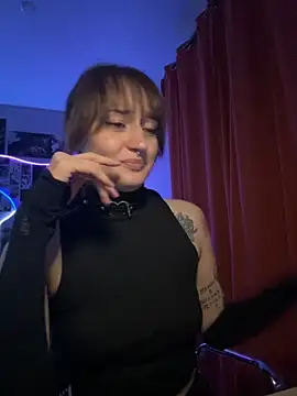 Dooubletroublee online show from October 2025 07:42:02 PM