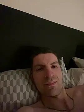 Ricoleckt online show from February 2025 08:36:01 PM