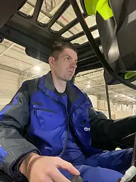 Ricoleckt online show from February 2025 08:12:02 AM