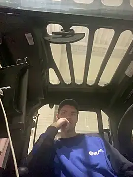 Ricoleckt online show from March 2025 08:09:01 PM