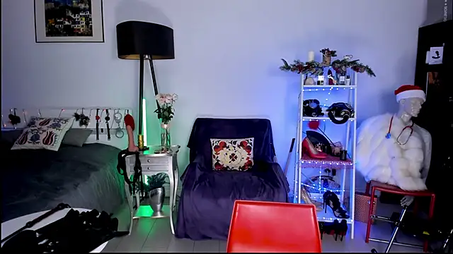 Snapshot of MissAliciaFD chatting on December 2024 04:32:02 PM MissAliciaFD online show from December 2024 04:32:02 PM