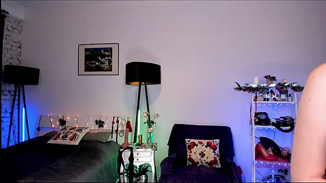 Snapshot of MissAliciaFD chatting on December 2024 04:49:01 PM MissAliciaFD online show from December 2024 04:49:01 PM