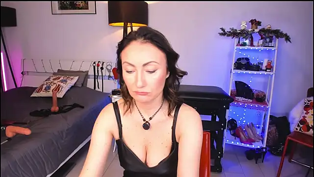 Snapshot of MissAliciaFD chatting on January 2025 10:42:02 AM MissAliciaFD online show from January 2025 10:42:02 AM