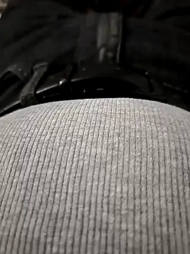 rahulkumar117 online show from December 2025 05:36:02 AM