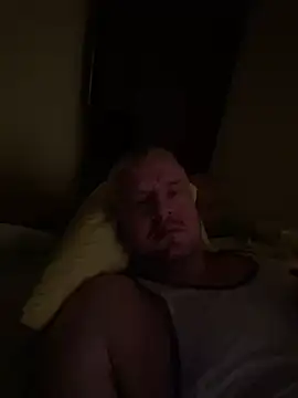 Evolite123 online show from March 2025 09:09:02 PM