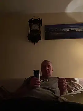 Evolite123 online show from March 2025 06:47:02 PM