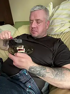 Evolite123 online show from March 2025 04:21:02 PM