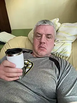 Evolite123 online show from March 2025 06:24:02 AM