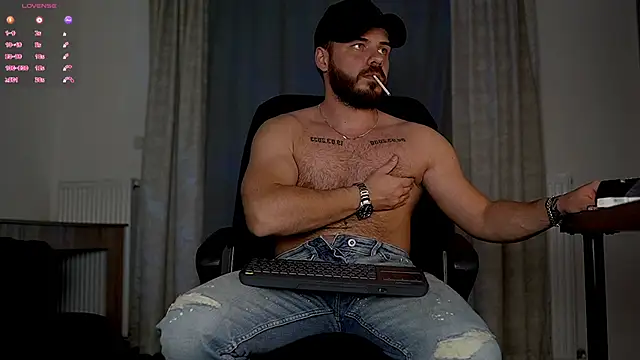 juliusmasters online show from October 2025 08:24:02 PM