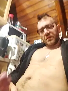 Snapshot of tomee83 chatting on December 2025 06:19:02 AM tomee83 online show from December 2025 06:19:02 AM