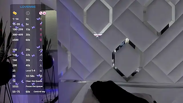 Sara Foxx1 online show from September 2025 06:30:02 PM