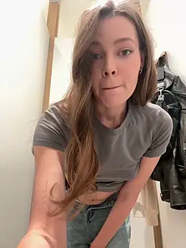 nicole111 online show from October 2025 10:21:01 AM