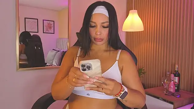 Snapshot of Dakota_diaz_ chatting on November 2025 07:57:01 PM Dakota diaz online show from November 2025 07:57:01 PM