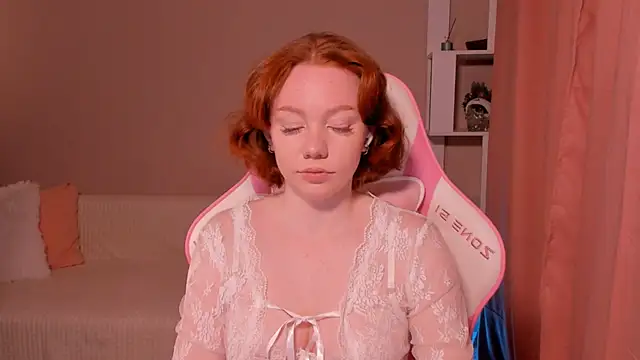 foxyMistrees online show from December 2024 12:36:01 AM