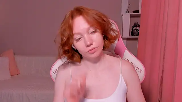 foxyMistrees online show from January 2025 06:47:02 AM