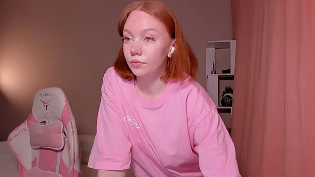 foxyMistrees online show from February 2025 12:08:02 AM