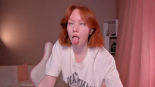 foxyMistrees online show from February 2025 12:54:02 AM