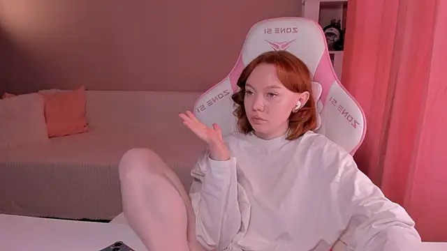foxyMistrees online show from March 2025 03:56:01 AM