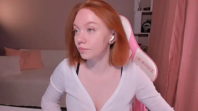 foxyMistrees online show from March 2025 12:05:02 AM