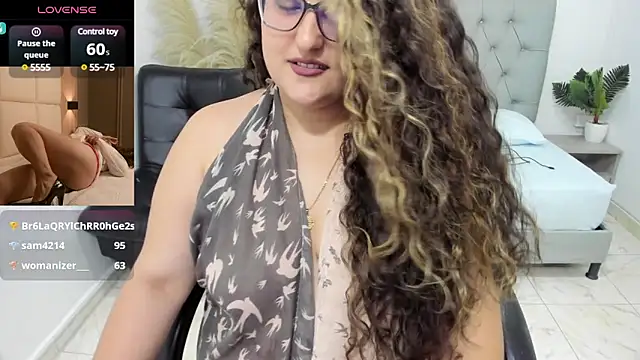 Snapshot of niraksil chatting on January 2025 03:11:01 PM niraksil online show from January 2025 03:11:01 PM