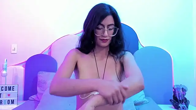 SophieGomez22 online show from February 2025 02:04:02 PM