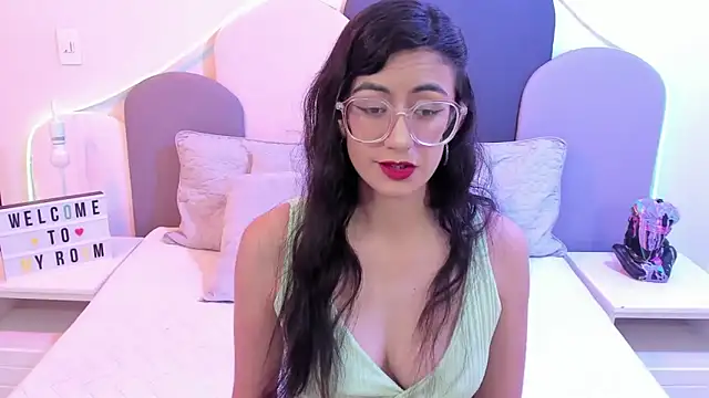 SophieGomez22 online show from March 2025 11:42:01 AM