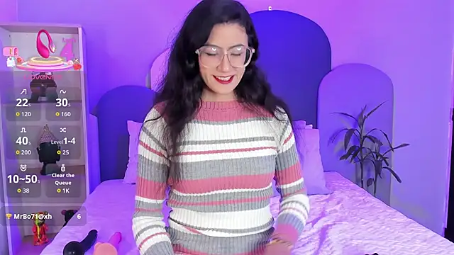 SophieGomez22 online show from September 2025 11:20:02 AM