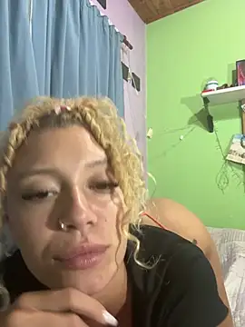 darkazulqueen2 online show from March 2025 02:26:01 AM