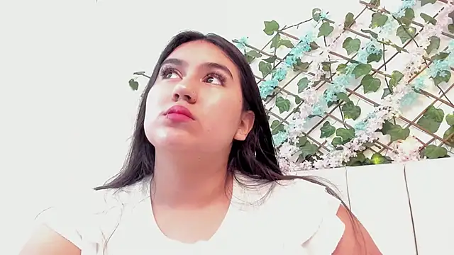 LexiiBloom online show from September 2025 10:30:01 AM