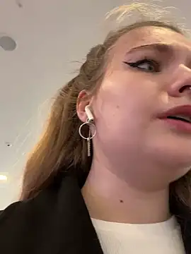 Holy Tereza online show from December 2024 06:48:01 PM