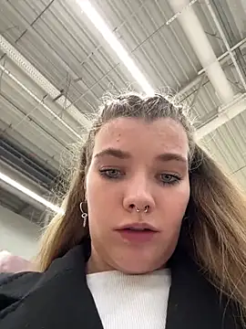 Holy Tereza online show from February 2025 03:16:01 PM