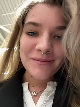 Holy Tereza online show from March 2025 03:13:02 PM