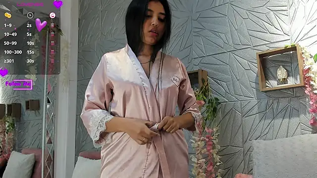 Snapshot of LilithKlain_ chatting on December 2024 04:20:02 PM LilithKlain online show from December 2024 04:20:02 PM