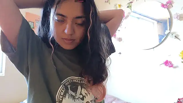 ViolettaSummer online show from January 2025 01:01:01 PM