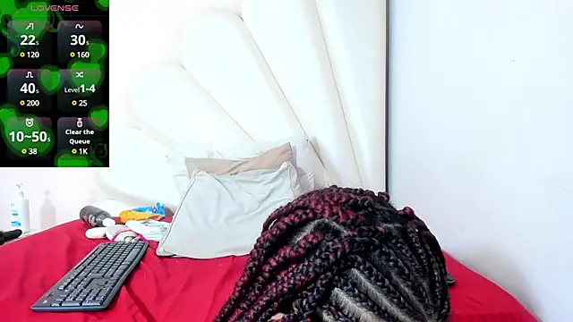 Snapshot of Lorena_Hawkins chatting on February 2025 04:24:01 PM Lorena Hawkins online show from February 2025 04:24:01 PM